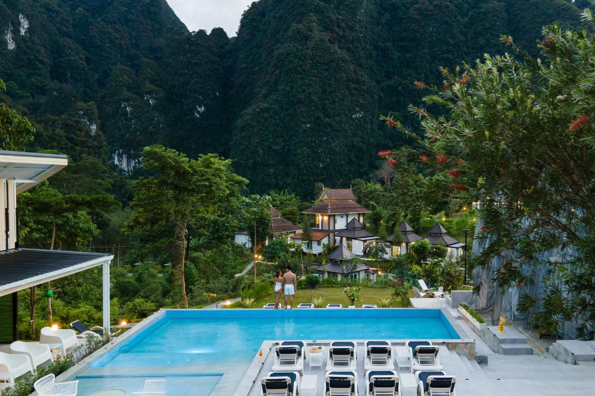 Magical Mountain View Resort Khao Sok National Park 外观 照片
